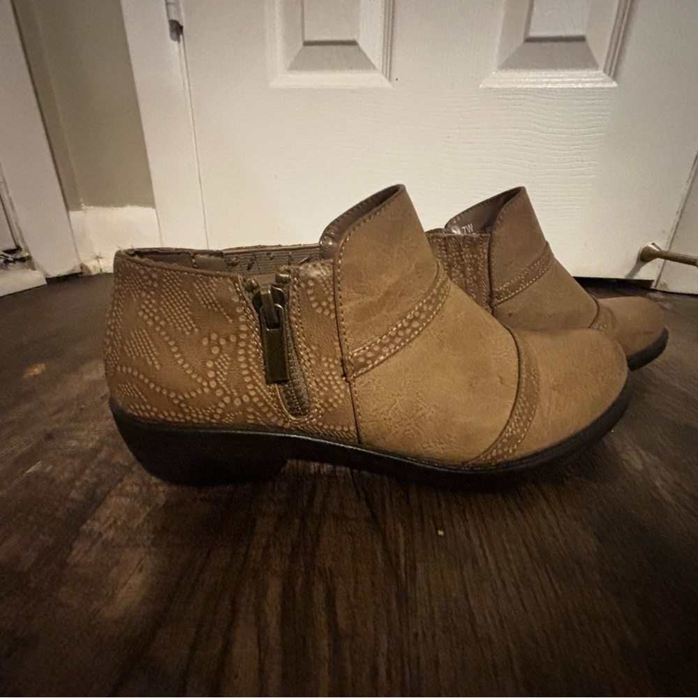 Easy Street Brown Ankle Boots